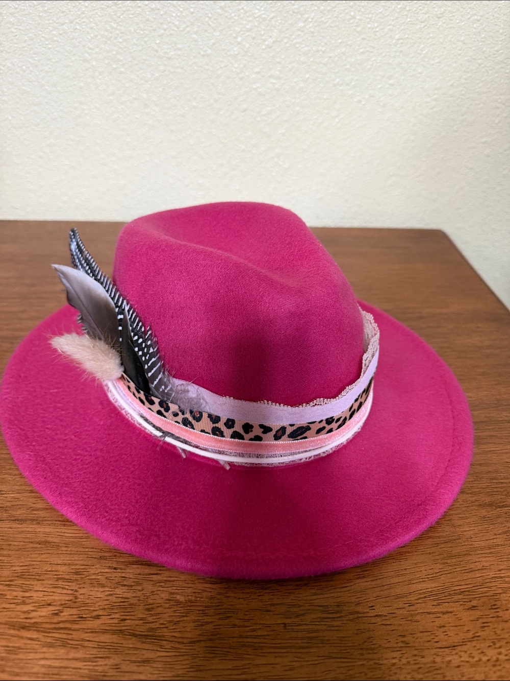 Fuchsia Women's Felt Fedora with Feather Trim